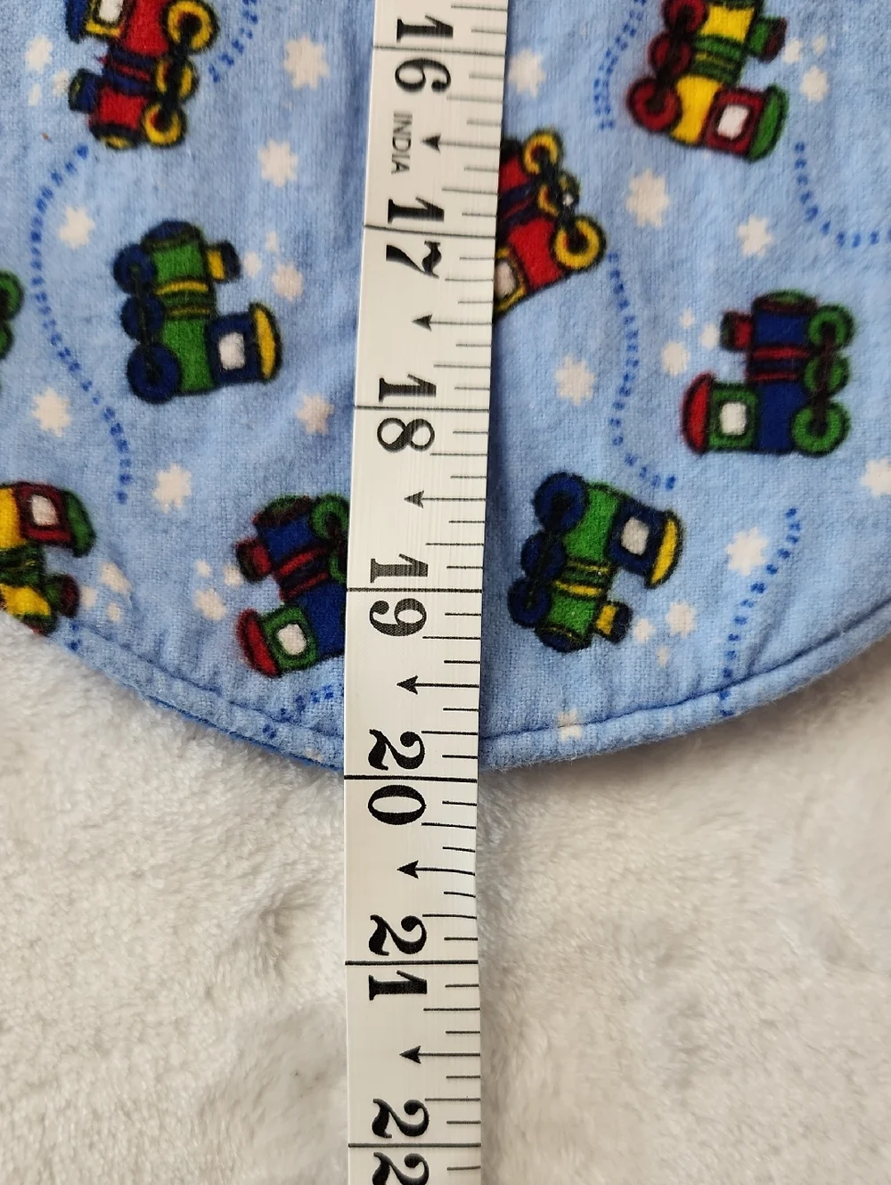 Set of 6 Baby Burp Cloths / Bibs - Soft Flannel Reversable.
